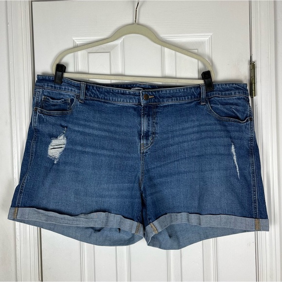 Old Navy Distressed Denim Cuffed Boyfriend Shorts - Picture 1 of 6